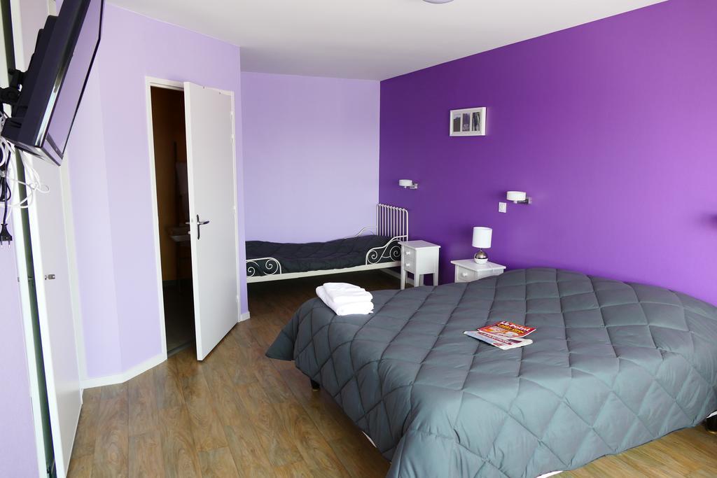 Hotel Logis La Rose Des Vents Volvic Camera foto
