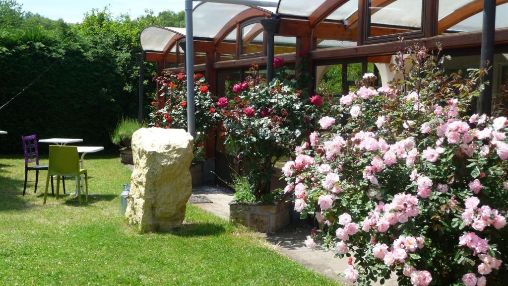 Hotel Logis La Rose Des Vents Volvic Camera foto