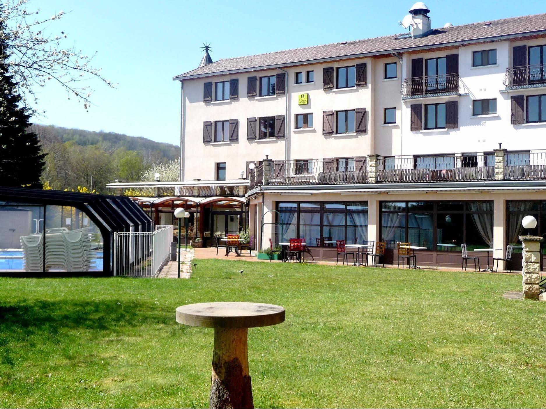 Hotel Logis La Rose Des Vents Volvic Esterno foto